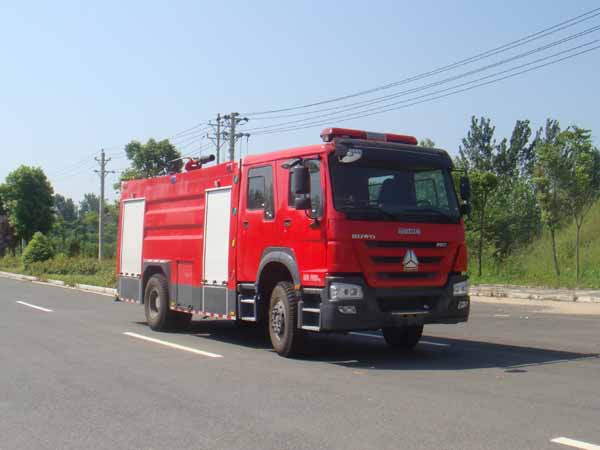 重汽8噸泡沫消防車(國五)|豪沃中型重型泡沫消防車|湖北江南泡沫消防車生產廠家|價格廠價直銷15271311188